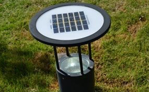 别墅庭院氛围营造：峪泉镇草坪灯选型与布光技巧